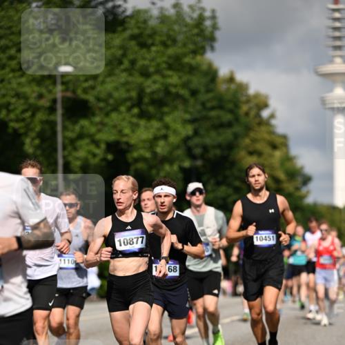 29.06.2025 - hella hamburg halbmarathon Dr. Thomas Lammeyer http://msf.ph/oto/8268539 29.06.2025 09:52:27 Kennedybrücke 1042, 1571, 1600, 2262, 2797, 3547, 4062, 4359, 4381, 5003, 6037, 6047, 7310, 7482, 7981, 8002, 8121, 9640, 9643, 10190, 10369, 10451, 10738, 10877, 11106, 11423 meine-sportfotos.de