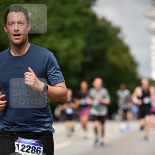 29.06.2025 - hella hamburg halbmarathon Dr. Thomas Lammeyer http://msf.ph/oto/8268615 29.06.2025 10:15:04 Kennedybrücke 1531, 1548, 1781, 2868, 4287, 5440, 8171, 8561, 8807, 8810, 10196, 10372, 11149 meine-sportfotos.de
