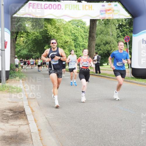 29.06.2025 - hella hamburg halbmarathon MichiJ http://msf.ph/oto/8268752 29.06.2025 10:30:56 Zwischen KM18-KM19 1312, 13446, 13709, 14447, 15175, 17000, 18275 meine-sportfotos.de