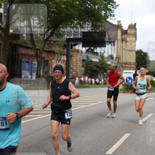 29.06.2025 - hella hamburg halbmarathon Yannick Fuchs http://msf.ph/oto/8268773 29.06.2025 10:36:52 20KM 1209, 1256, 1312, 1700, 1903, 2233, 3523, 4823, 5436, 5682, 6639, 6721, 6770, 7363, 7448, 7693, 7765, 7865, 8694, 10216, 10469, 12098, 13446, 13483, 13709, 13725, 14811, 15095, 15175, 15270, 15654, 16281, 16295, 16507, 16626, 16660, 17000, 17016, 17363, 17637, 17864, 17926, 18330, 18559, 18920 meine-sportfotos.de