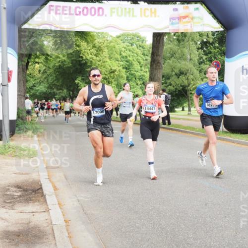 29.06.2025 - hella hamburg halbmarathon MichiJ http://msf.ph/oto/8268784 29.06.2025 10:30:56 Zwischen KM18-KM19 1312, 13446, 13709, 14447, 15175, 17000, 18275 meine-sportfotos.de