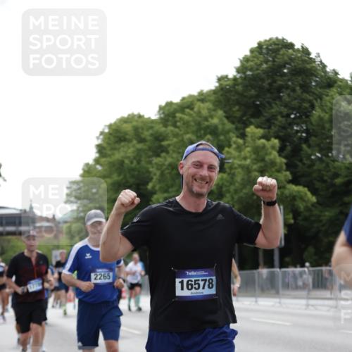 29.06.2025 - hella hamburg halbmarathon Jannik Wohlers http://msf.ph/oto/8268817 29.06.2025 10:33:45 Lombardsbrücke 1705, 1787, 2265, 2464, 2496, 2526, 2933, 3145, 3829, 3848, 4807, 4824, 4826, 5561, 5584, 7324, 7329, 8277, 8349, 10360, 10800, 11432, 11642, 11668, 12165, 12330, 12896, 13401, 13437, 13485, 14047, 14058, 14873, 14919, 15792, 15793, 15845, 15983, 16115, 16578, 17105, 17440, 17789, 17953, 18044, 19145, 19164 meine-sportfotos.de