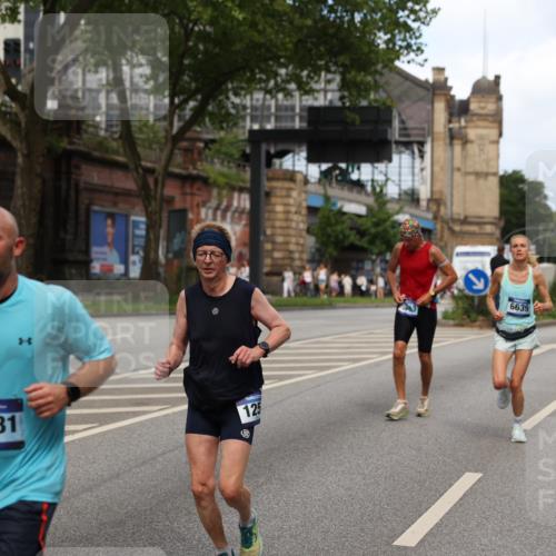 29.06.2025 - hella hamburg halbmarathon Yannick Fuchs http://msf.ph/oto/8268830 29.06.2025 10:36:52 20KM 1209, 1256, 1312, 1700, 1903, 2233, 3523, 4823, 5436, 5682, 6639, 6721, 6770, 7363, 7448, 7693, 7765, 7865, 8694, 10216, 10469, 12098, 13446, 13483, 13709, 13725, 14811, 15095, 15175, 15270, 15654, 16281, 16295, 16507, 16626, 16660, 17000, 17016, 17363, 17637, 17864, 17926, 18330, 18559, 18920 meine-sportfotos.de