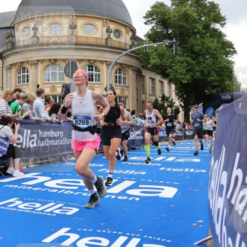 29.06.2025 - hella hamburg halbmarathon Strokosch-Dieckow http://msf.ph/oto/8268895 29.06.2025 10:46:04 Ziel 1759, 2189, 2707, 3087, 5648, 6460, 7450, 7961, 8269, 9585, 11094, 11125, 11936, 12084, 12269, 13630, 14462, 14804, 16136, 16466, 16475, 17008, 18081, 18702, 18797 meine-sportfotos.de