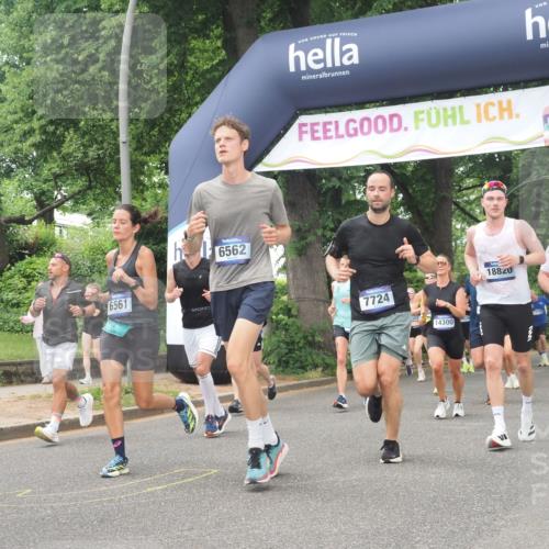 29.06.2025 - hella hamburg halbmarathon KatJ http://msf.ph/oto/8268919 29.06.2025 10:39:30 Zwischen KM18-KM19 2396, 3426, 4558, 4635, 4814, 4839, 5032, 5116, 5607, 6562, 7724, 8661, 8710, 8720 meine-sportfotos.de