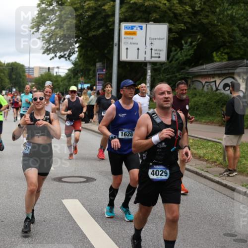 29.06.2025 - hella hamburg halbmarathon Yannick Fuchs http://msf.ph/oto/8268963 29.06.2025 10:48:58 20KM 1125, 1506, 1628, 2029, 2119, 2252, 2448, 2561, 2771, 2884, 2955, 3041, 3652, 3945, 4029, 4231, 4616, 4868, 4903, 4938, 5319, 6355, 6433, 6587, 6891, 6938, 8487, 8514, 8618, 8973, 10044, 10368, 10376, 11184, 11333, 11568, 11747, 11797, 11799, 11976, 12483, 12526, 12584, 12961, 13267, 13988, 14036, 14175, 14592, 14638, 14834, 14845, 14909, 14948, 15389, 15854, 15868, 15896, 16047, 16110, 16327, 17842, 18031, 18190, 18380 meine-sportfotos.de