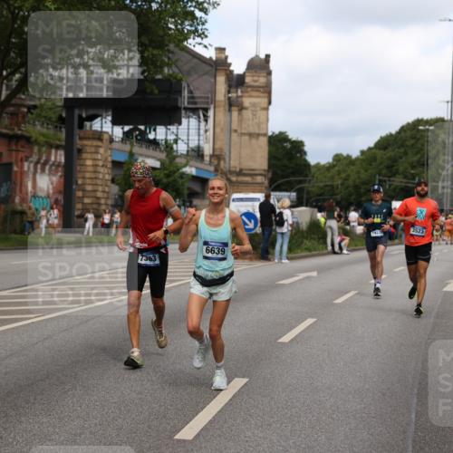 29.06.2025 - hella hamburg halbmarathon Yannick Fuchs http://msf.ph/oto/8269064 29.06.2025 10:36:52 20KM 1209, 1256, 1312, 1700, 1903, 2233, 3523, 4823, 5436, 5682, 6639, 6721, 6770, 7363, 7448, 7693, 7765, 7865, 8694, 10216, 10469, 12098, 13446, 13483, 13709, 13725, 14811, 15095, 15175, 15270, 15654, 16281, 16295, 16507, 16626, 16660, 17000, 17016, 17363, 17637, 17864, 17926, 18330, 18559, 18920 meine-sportfotos.de