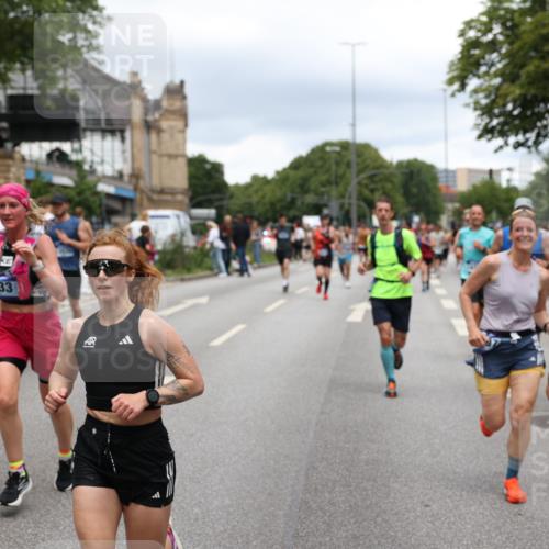 29.06.2025 - hella hamburg halbmarathon Yannick Fuchs http://msf.ph/oto/8269229 29.06.2025 10:48:59 20KM 1125, 1506, 1628, 2029, 2119, 2252, 2448, 2561, 2884, 2955, 3041, 3256, 3652, 3945, 4029, 4231, 4616, 4868, 4903, 4938, 5319, 6355, 6433, 6587, 6891, 6938, 8487, 8514, 8618, 8973, 10044, 10368, 10376, 11184, 11333, 11568, 11797, 11799, 11976, 12483, 12526, 12584, 12961, 13267, 13988, 14175, 14638, 14834, 14845, 14909, 15389, 15854, 15868, 15896, 16047, 16110, 16327, 17842, 18031, 18190, 18380 meine-sportfotos.de