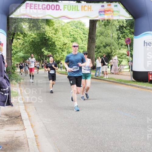 29.06.2025 - hella hamburg halbmarathon MichiJ http://msf.ph/oto/8269249 29.06.2025 10:55:29 Zwischen KM18-KM19 2712, 4492, 6822, 8147, 9128, 14149, 17746, 18042, 19134 meine-sportfotos.de