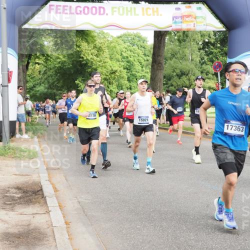29.06.2025 - hella hamburg halbmarathon MichiJ http://msf.ph/oto/8269356 29.06.2025 10:31:09 Zwischen KM18-KM19 2233, 3116, 3697, 9371, 14201, 14210, 15233, 15301, 15921, 16626, 17363, 17864, 18274, 18632, 18920, 18987, 19090 meine-sportfotos.de