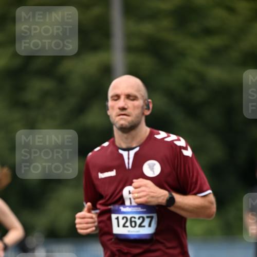 29.06.2025 - hella hamburg halbmarathon Dr. Thomas Lammeyer http://msf.ph/oto/8269428 29.06.2025 10:35:50 Kennedybrücke 1235, 1844, 2672, 2831, 2832, 3358, 3396, 3424, 3571, 3681, 4877, 4953, 5165, 5350, 5496, 5846, 5965, 6160, 6344, 6573, 7295, 7334, 7816, 8304, 8538, 8806, 9078, 9104, 9183, 9478, 9882, 9883, 10240, 10421, 10435, 10653, 11178 meine-sportfotos.de