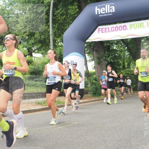 29.06.2025 - hella hamburg halbmarathon KatJ http://msf.ph/oto/8269440 29.06.2025 10:39:33 Zwischen KM18-KM19 2364, 2396, 4814, 4839, 5032, 5482, 6562, 6657, 7178, 7724, 7732, 8172, 8661, 8710, 8720 meine-sportfotos.de