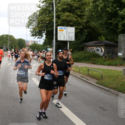 29.06.2025 - hella hamburg halbmarathon Yannick Fuchs http://msf.ph/oto/8269482 29.06.2025 10:36:53 20KM 1209, 1256, 1312, 1700, 1903, 2233, 3523, 4823, 5436, 5682, 6639, 6721, 6770, 7035, 7363, 7448, 7693, 7734, 7765, 7865, 8694, 10216, 10469, 12098, 13446, 13483, 13709, 13725, 14811, 15095, 15175, 15270, 15654, 16281, 16295, 16507, 16626, 16660, 17000, 17016, 17363, 17637, 17864, 17926, 18330, 18559, 18920 meine-sportfotos.de