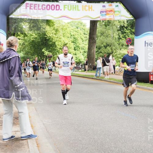 29.06.2025 - hella hamburg halbmarathon MichiJ http://msf.ph/oto/8269546 29.06.2025 10:55:33 Zwischen KM18-KM19 4492, 8632, 9075, 9128, 14149, 14868, 15697, 19134 meine-sportfotos.de