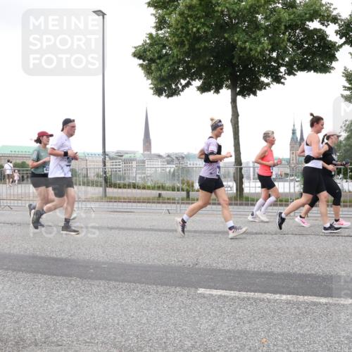 29.06.2025 - hella hamburg halbmarathon Lena Gebhardt http://msf.ph/oto/8269547 29.06.2025 10:54:15 Lombardsbrücke 16691, 1017, 1263, 1687, 1744, 1753, 1762, 1779, 1789, 1822, 1949, 2079, 2244, 2372, 2532, 2600, 2761, 2854, 3055, 3079, 3187, 3188, 3249, 3364, 3465, 3467, 3557, 3761, 3795, 3857, 4323, 4685, 4720, 4838, 4971, 5157, 5185, 5216, 5309, 5430, 5514, 5804, 5817, 5898, 5933, 5964, 5993, 6023, 6039, 6192, 6279, 6468, 6583, 6987, 6988, 7498, 7614, 7670, 7874, 7946, 7986, 8801, 8803, 8867, 8924, 9130, 9138, 9203, 9503, 9572, 10207, 11354, 11390, 11785, 12930 meine-sportfotos.de