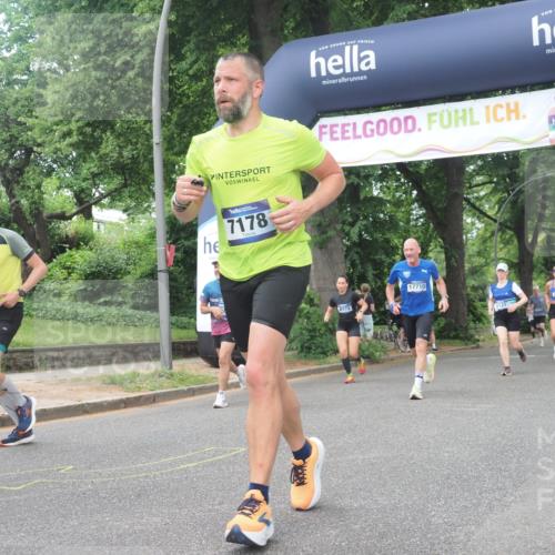 29.06.2025 - hella hamburg halbmarathon KatJ http://msf.ph/oto/8269738 29.06.2025 10:39:34 Zwischen KM18-KM19 2364, 4121, 4814, 4839, 5032, 5482, 6562, 6657, 7178, 7724, 7732, 8172, 8661, 8710, 8720 meine-sportfotos.de