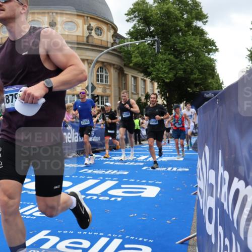 29.06.2025 - hella hamburg halbmarathon Strokosch-Dieckow http://msf.ph/oto/8269757 29.06.2025 10:46:15 Ziel 1569, 1600, 1759, 2048, 2590, 2707, 3056, 3087, 4949, 6388, 6691, 7450, 8142, 9497, 10796, 11094, 11125, 12171, 12651, 13698, 14200, 14262, 16127, 16136, 16466, 16475, 17190, 18118, 18211, 18797 meine-sportfotos.de