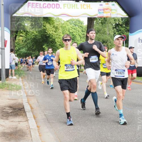 29.06.2025 - hella hamburg halbmarathon MichiJ http://msf.ph/oto/8269794 29.06.2025 10:31:10 Zwischen KM18-KM19 1353, 2233, 3116, 3697, 7448, 9371, 14201, 14210, 15233, 15301, 15921, 16626, 17363, 17733, 17864, 17911, 18274, 18632, 18920, 18987, 19090 meine-sportfotos.de