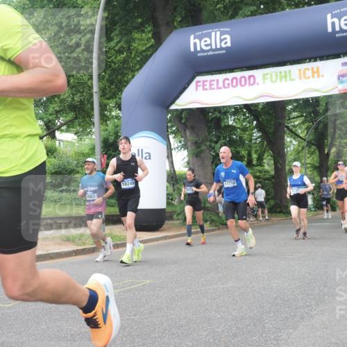 29.06.2025 - hella hamburg halbmarathon KatJ http://msf.ph/oto/8269842 29.06.2025 10:39:35 Zwischen KM18-KM19 1683, 2364, 4121, 4814, 4839, 5032, 5482, 6562, 6657, 7178, 7724, 7732, 8172, 8661, 8710 meine-sportfotos.de