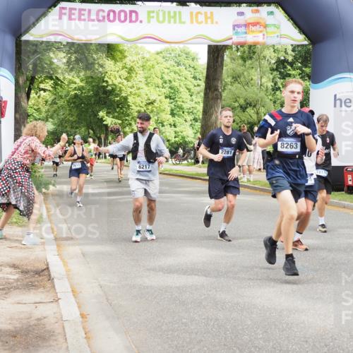 29.06.2025 - hella hamburg halbmarathon MichiJ http://msf.ph/oto/8269902 29.06.2025 10:55:38 Zwischen KM18-KM19 1071, 3154, 6217, 8263, 8632, 9075, 14868, 15697, 18176 meine-sportfotos.de