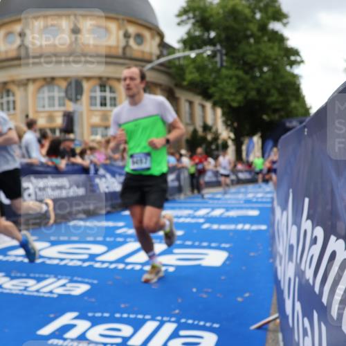 29.06.2025 - hella hamburg halbmarathon Strokosch-Dieckow http://msf.ph/oto/8269933 29.06.2025 10:46:18 Ziel 1569, 1600, 2048, 2222, 2590, 2842, 3056, 4949, 6388, 6421, 6691, 7335, 8142, 9497, 10796, 11094, 11185, 11773, 12171, 12651, 13698, 14045, 14200, 14228, 14262, 14482, 15157, 16127, 17190, 18118, 18211, 18637, 18797, 19209 meine-sportfotos.de