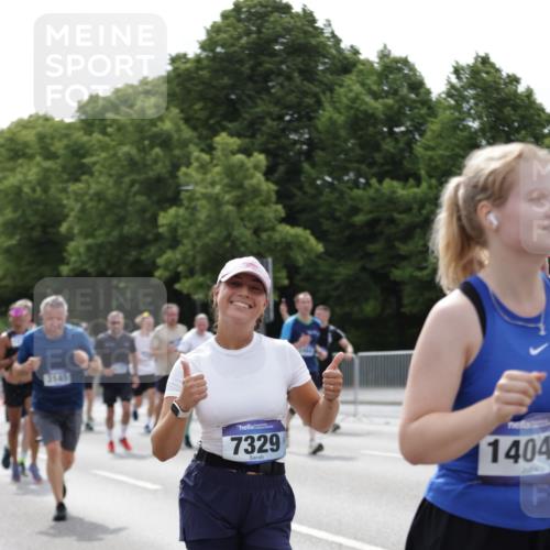 29.06.2025 - hella hamburg halbmarathon Jannik Wohlers http://msf.ph/oto/8269963 29.06.2025 10:33:50 Lombardsbrücke 1672, 2265, 2464, 2496, 2510, 2511, 2526, 2801, 2933, 3145, 3829, 3848, 4824, 4826, 5609, 6105, 6574, 7324, 7329, 8277, 8349, 8965, 10360, 10564, 11432, 11668, 12165, 12330, 12896, 13437, 13485, 13747, 14047, 14058, 14854, 14855, 14918, 14919, 15793, 15845, 15983, 16115, 16578, 17105, 17650, 17789, 17953, 18044 meine-sportfotos.de