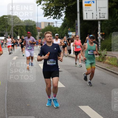 29.06.2025 - hella hamburg halbmarathon Yannick Fuchs http://msf.ph/oto/8270003 29.06.2025 10:36:55 20KM 1209, 1256, 1312, 1700, 1903, 2233, 3523, 4235, 4823, 5436, 5682, 6639, 6721, 6770, 7035, 7363, 7448, 7693, 7734, 7765, 7865, 9833, 10216, 10469, 12098, 13446, 13483, 13709, 13725, 14811, 15095, 15175, 15270, 16281, 16295, 16507, 16626, 16660, 17000, 17016, 17177, 17363, 17637, 17864, 17926, 18330, 18559, 18632, 18920 meine-sportfotos.de