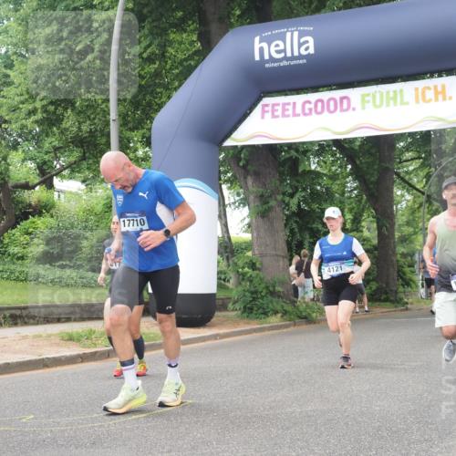 29.06.2025 - hella hamburg halbmarathon KatJ http://msf.ph/oto/8270027 29.06.2025 10:39:36 Zwischen KM18-KM19 1683, 2364, 4121, 4814, 4839, 5032, 5482, 6657, 7178, 7724, 7732, 8172, 8710 meine-sportfotos.de