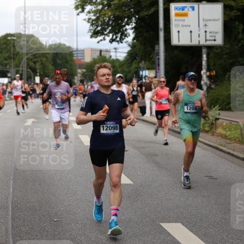 29.06.2025 - hella hamburg halbmarathon Yannick Fuchs http://msf.ph/oto/8270070 29.06.2025 10:36:55 20KM 1209, 1256, 1312, 1700, 1903, 2233, 3523, 4235, 4823, 5436, 5682, 6639, 6721, 6770, 7035, 7363, 7448, 7693, 7734, 7765, 7865, 9833, 10216, 10469, 12098, 13446, 13483, 13709, 13725, 14811, 15095, 15175, 15270, 16281, 16295, 16507, 16626, 16660, 17000, 17016, 17177, 17363, 17637, 17864, 17926, 18330, 18559, 18632, 18920 meine-sportfotos.de