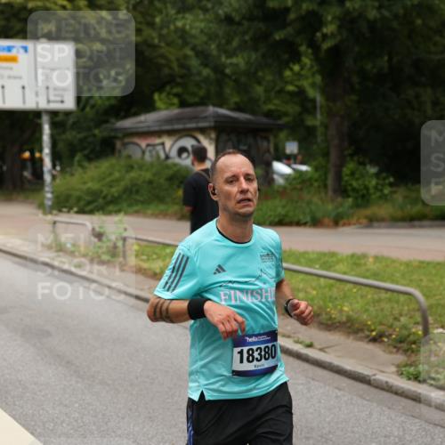 29.06.2025 - hella hamburg halbmarathon Yannick Fuchs http://msf.ph/oto/8270128 29.06.2025 10:49:02 20KM 1125, 1506, 1628, 2029, 2119, 2252, 2448, 2561, 2884, 2955, 3256, 3652, 4029, 4616, 4868, 4903, 5021, 5319, 6355, 6433, 6587, 6891, 6938, 8487, 8618, 8973, 10044, 10188, 10368, 10376, 11184, 11568, 11797, 11799, 11976, 12483, 12526, 12584, 12961, 13267, 13988, 14750, 14834, 14845, 14909, 15389, 15854, 15868, 15896, 16047, 16110, 16327, 17842, 18031, 18190, 18380 meine-sportfotos.de