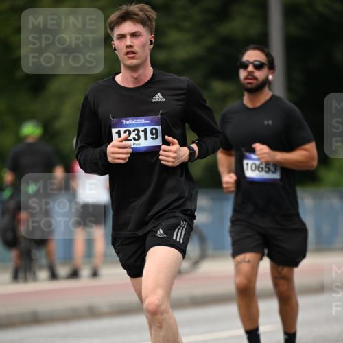 29.06.2025 - hella hamburg halbmarathon Dr. Thomas Lammeyer http://msf.ph/oto/8270156 29.06.2025 10:35:52 Kennedybrücke 1235, 1844, 2672, 2831, 2832, 3358, 3396, 3571, 3681, 4877, 4953, 5165, 5350, 5496, 5846, 5965, 6160, 6344, 6573, 7295, 7334, 7816, 7898, 8304, 8538, 8757, 8806, 9078, 9104, 9478, 9882, 9883, 10240, 10421, 10435, 10653, 11178 meine-sportfotos.de