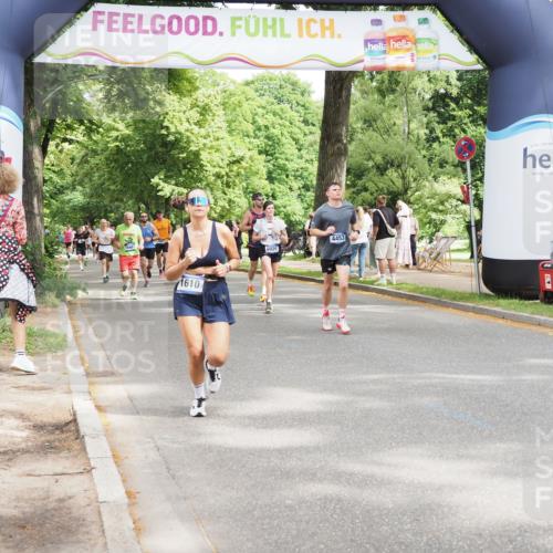 29.06.2025 - hella hamburg halbmarathon MichiJ http://msf.ph/oto/8270212 29.06.2025 10:55:41 Zwischen KM18-KM19 1071, 1610, 2281, 3154, 4453, 6026, 6217, 8263, 9075, 18176 meine-sportfotos.de