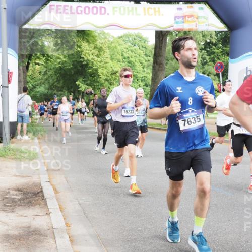 29.06.2025 - hella hamburg halbmarathon MichiJ http://msf.ph/oto/8270271 29.06.2025 10:31:12 Zwischen KM18-KM19 1353, 2233, 3116, 3697, 4229, 7448, 7635, 7734, 9371, 10216, 11907, 12327, 14201, 14210, 15233, 15301, 15921, 16626, 17363, 17733, 17864, 17911, 18274, 18449, 18632, 18920, 18987, 19090 meine-sportfotos.de