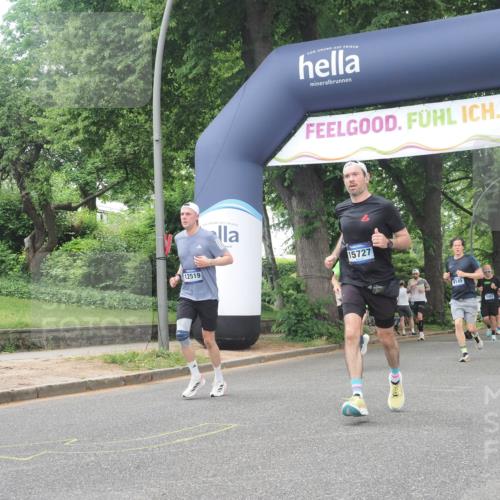 29.06.2025 - hella hamburg halbmarathon KatJ http://msf.ph/oto/8270434 29.06.2025 10:39:41 Zwischen KM18-KM19 1683, 4121, 8172 meine-sportfotos.de