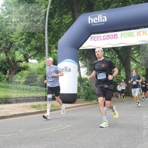 29.06.2025 - hella hamburg halbmarathon KatJ http://msf.ph/oto/8270442 29.06.2025 10:39:41 Zwischen KM18-KM19 1683, 4121, 8172 meine-sportfotos.de