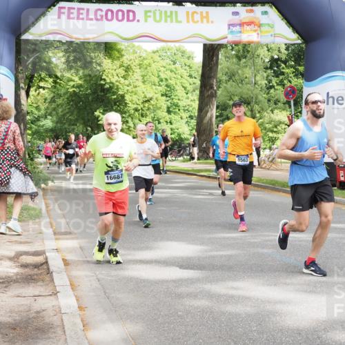 29.06.2025 - hella hamburg halbmarathon MichiJ http://msf.ph/oto/8270690 29.06.2025 10:55:47 Zwischen KM18-KM19 1610, 2281, 4453, 6026, 8256, 8563, 15369, 16687, 18189 meine-sportfotos.de