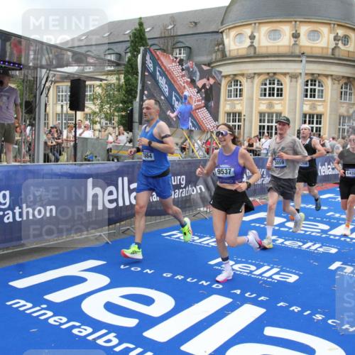 29.06.2025 - hella hamburg halbmarathon Michael Strokosch http://msf.ph/oto/8270695 29.06.2025 10:53:10 Ziel 2111, 2208, 3059, 3258, 3334, 4121, 7864, 8587, 9093, 9537, 12155, 14323, 16986, 19208 meine-sportfotos.de