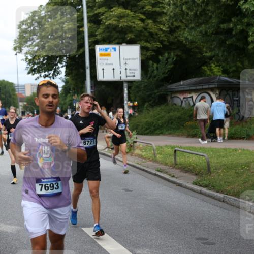 29.06.2025 - hella hamburg halbmarathon Yannick Fuchs http://msf.ph/oto/8270963 29.06.2025 10:36:59 20KM 1209, 1312, 1700, 1903, 2233, 3523, 4235, 4823, 5436, 6721, 6770, 7035, 7363, 7448, 7693, 7734, 7765, 7865, 9833, 10216, 10469, 11907, 12098, 13446, 13483, 13709, 13725, 14811, 15095, 15175, 15270, 15297, 15301, 16295, 16333, 16507, 16626, 16660, 16677, 17000, 17016, 17177, 17363, 17637, 17864, 18330, 18559, 18632, 18680, 18920 meine-sportfotos.de