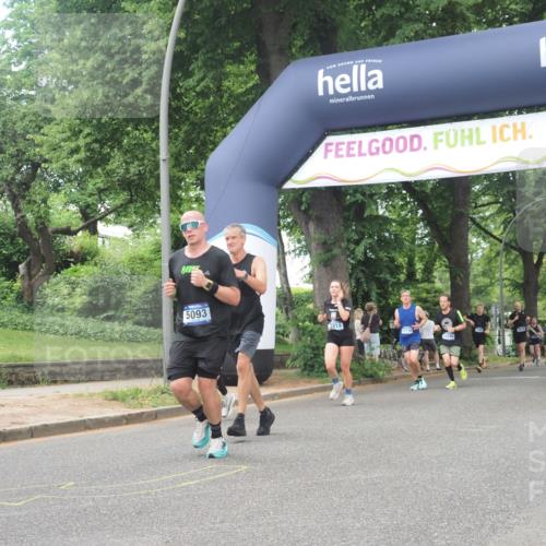 29.06.2025 - hella hamburg halbmarathon KatJ http://msf.ph/oto/8270990 29.06.2025 10:39:46 Zwischen KM18-KM19 2814, 5008, 5020, 5093, 6198, 7383 meine-sportfotos.de