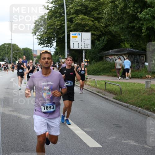 29.06.2025 - hella hamburg halbmarathon Yannick Fuchs http://msf.ph/oto/8271092 29.06.2025 10:36:59 20KM 1209, 1312, 1700, 1903, 2233, 3523, 4235, 4823, 5436, 6721, 6770, 7035, 7363, 7448, 7693, 7734, 7765, 7865, 9833, 10216, 10469, 11907, 12098, 13446, 13483, 13709, 13725, 14811, 15095, 15175, 15270, 15297, 15301, 16295, 16333, 16507, 16626, 16660, 16677, 17000, 17016, 17177, 17363, 17637, 17864, 18330, 18559, 18632, 18680, 18920 meine-sportfotos.de