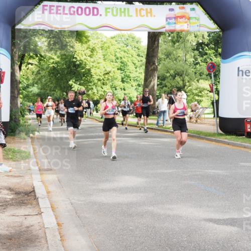 29.06.2025 - hella hamburg halbmarathon MichiJ http://msf.ph/oto/8271139 29.06.2025 10:55:50 Zwischen KM18-KM19 5166, 8256, 8563, 15369, 16687, 18189, 18910 meine-sportfotos.de