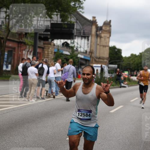 29.06.2025 - hella hamburg halbmarathon Yannick Fuchs http://msf.ph/oto/8271189 29.06.2025 10:49:07 20KM 1120, 1143, 1506, 2029, 2119, 2252, 2448, 2955, 3256, 3652, 4029, 4616, 4868, 4897, 4903, 5021, 6355, 6891, 6938, 8487, 8618, 10044, 10188, 11568, 11799, 12248, 12483, 12526, 12544, 12584, 13267, 14750, 14834, 14845, 14909, 15854, 15868, 15896, 16108, 16110, 16327, 16334, 17603, 17842, 18031, 18190, 18380 meine-sportfotos.de