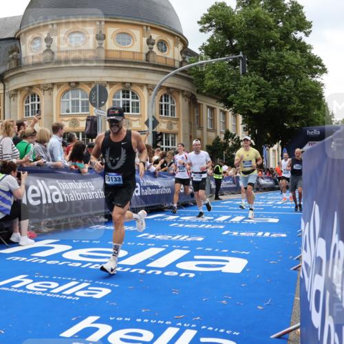 29.06.2025 - hella hamburg halbmarathon Strokosch-Dieckow http://msf.ph/oto/8271207 29.06.2025 10:46:38 Ziel 1920, 1942, 3976, 5459, 6630, 9051, 9529, 13525, 13554, 14541, 15026, 15133, 15206, 15714, 15900, 16175, 17281, 17461, 17743, 17865, 18297, 18882, 19128 meine-sportfotos.de