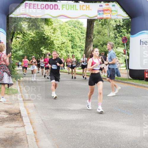29.06.2025 - hella hamburg halbmarathon MichiJ http://msf.ph/oto/8271256 29.06.2025 10:55:52 Zwischen KM18-KM19 5166, 8256, 8563, 9845, 11582, 13285, 16687, 18189, 18910 meine-sportfotos.de