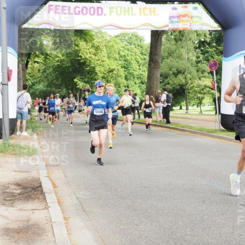 29.06.2025 - hella hamburg halbmarathon MichiJ http://msf.ph/oto/8271385 29.06.2025 10:31:17 Zwischen KM18-KM19 1353, 2653, 4229, 4235, 5506, 7448, 7635, 7734, 7765, 9364, 10216, 11177, 11907, 12327, 15233, 16333, 17733, 17864, 17911, 18274, 18449, 18659 meine-sportfotos.de