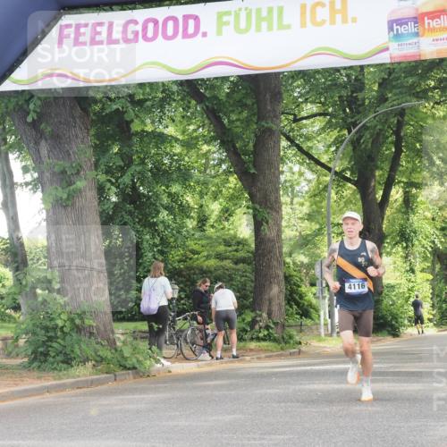 29.06.2025 - hella hamburg halbmarathon KatJ http://msf.ph/oto/8271414 29.06.2025 10:08:22 Zwischen KM18-KM19 4116 meine-sportfotos.de