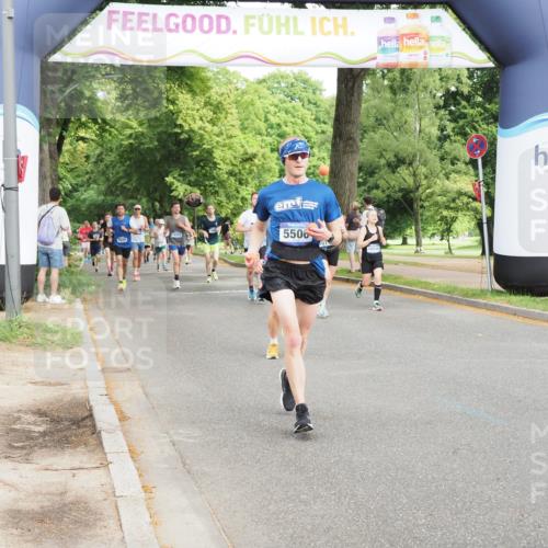 29.06.2025 - hella hamburg halbmarathon MichiJ http://msf.ph/oto/8271427 29.06.2025 10:31:18 Zwischen KM18-KM19 1353, 2653, 4229, 4235, 5011, 5506, 7448, 7635, 7734, 7765, 9364, 10216, 11177, 11907, 12327, 16333, 17733, 17911, 18449, 18659 meine-sportfotos.de