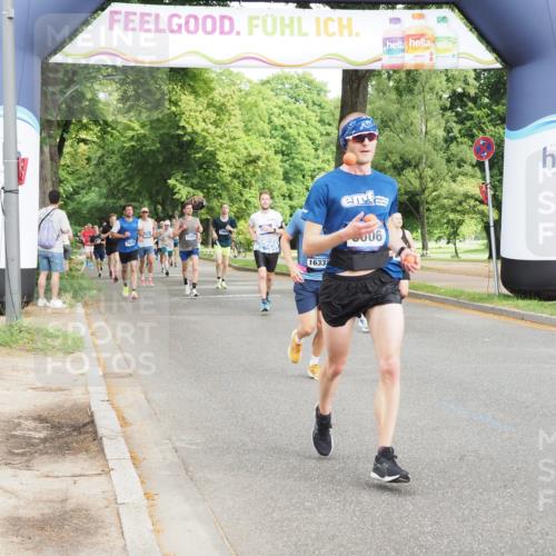 29.06.2025 - hella hamburg halbmarathon MichiJ http://msf.ph/oto/8271510 29.06.2025 10:31:18 Zwischen KM18-KM19 1353, 2653, 4229, 4235, 5011, 5506, 7448, 7635, 7734, 7765, 9364, 10216, 11177, 11907, 12327, 16333, 17733, 17911, 18449, 18659 meine-sportfotos.de