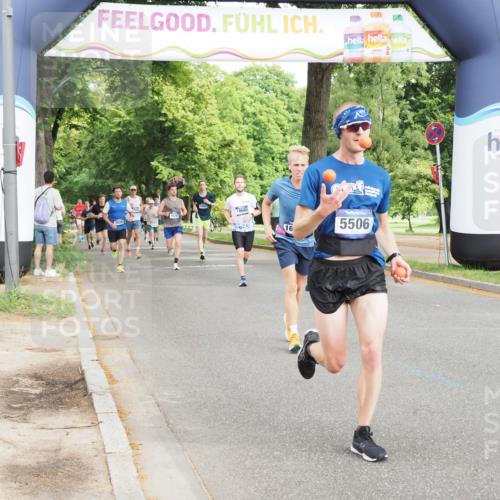 29.06.2025 - hella hamburg halbmarathon MichiJ http://msf.ph/oto/8271537 29.06.2025 10:31:18 Zwischen KM18-KM19 1353, 2653, 4229, 4235, 5011, 5506, 7448, 7635, 7734, 7765, 9364, 10216, 11177, 11907, 12327, 16333, 17733, 17911, 18449, 18659 meine-sportfotos.de