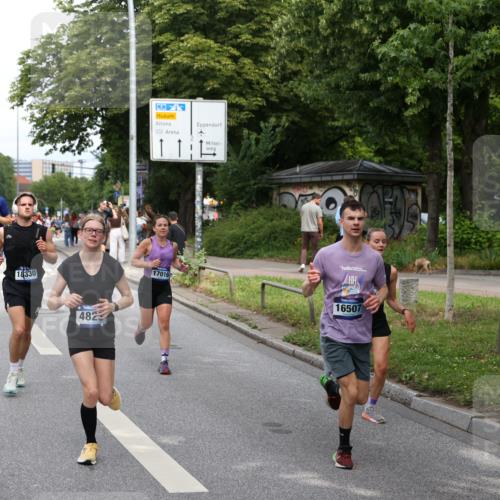 29.06.2025 - hella hamburg halbmarathon Yannick Fuchs http://msf.ph/oto/8271586 29.06.2025 10:37:01 20KM 1209, 1312, 1700, 2233, 3523, 4235, 4823, 5436, 6721, 6770, 7035, 7448, 7693, 7734, 7765, 7865, 9833, 10216, 10469, 11907, 12098, 13446, 13709, 13725, 14811, 14813, 15095, 15175, 15270, 15297, 15301, 15535, 16295, 16333, 16507, 16626, 16660, 16677, 17000, 17016, 17177, 17363, 17864, 18330, 18559, 18632, 18680, 18920 meine-sportfotos.de
